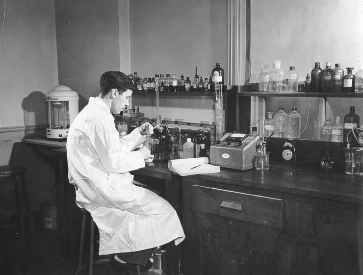 Chemist working in CN lab