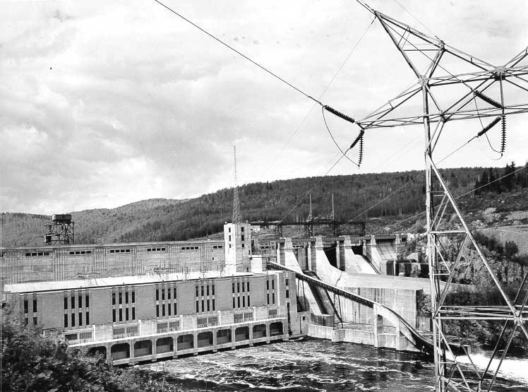 Rapide-Blanc Dam