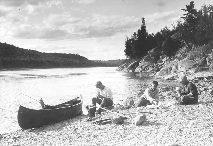 V.B. Gray's ouananiche fishing trip, Grande-Décharge