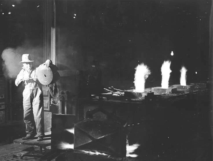 Prince Rupert shipyard : blast furnace in operation in slab shop