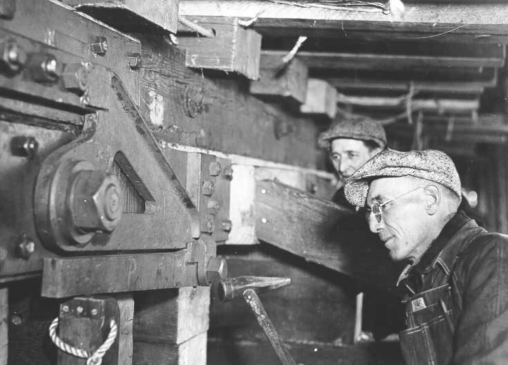 Prince Rupert shipyard : “man at the trigger” Jock Davidson ready to release the trigger that will launch the ship S.S. Fort Stikine on her first journey to the sea