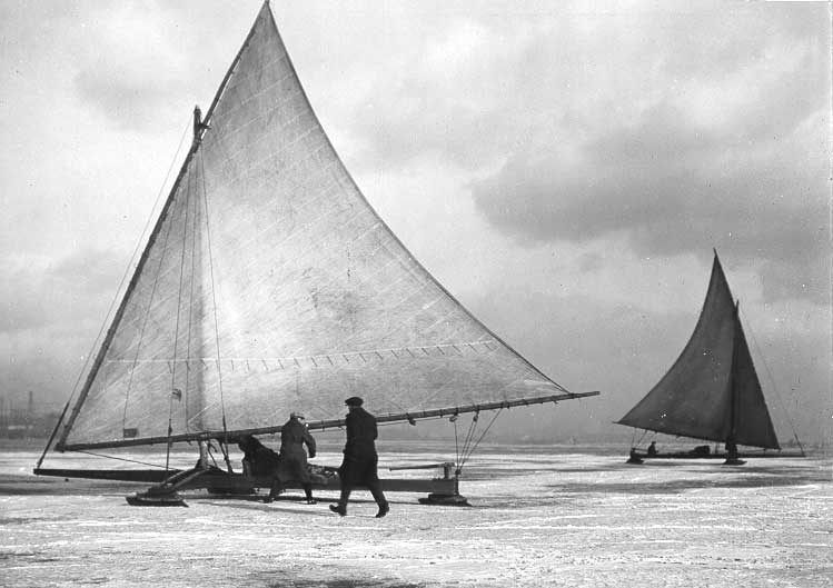 Ice boats on Ottawa River