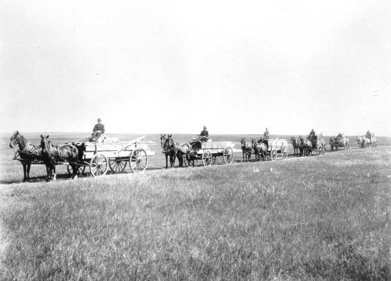 Settlers with wagons