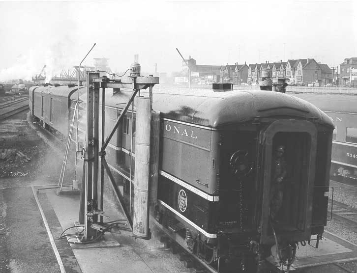 Washing passenger coaches