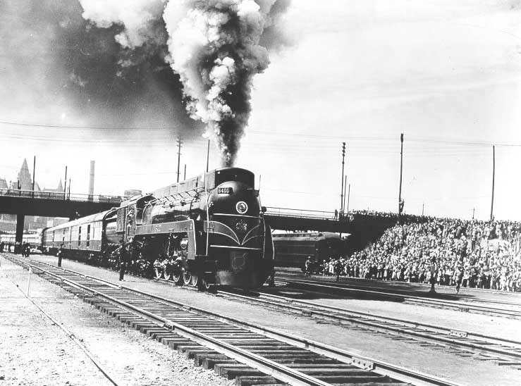 Royal train leaving Ottawa