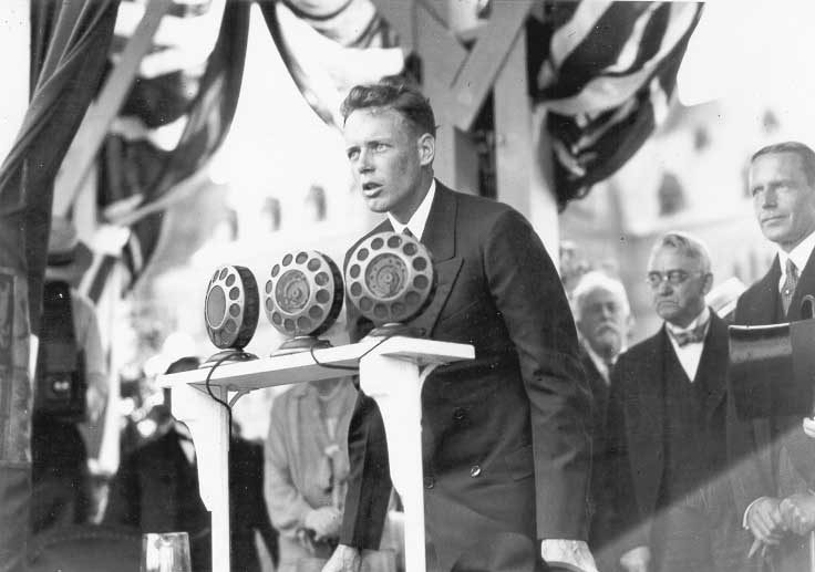 Charles Lindbergh speaks at the Celebrations for Canada's Diamond Jubilee of Confederation : the first national radio broadcast in Canada, July 1, 1927