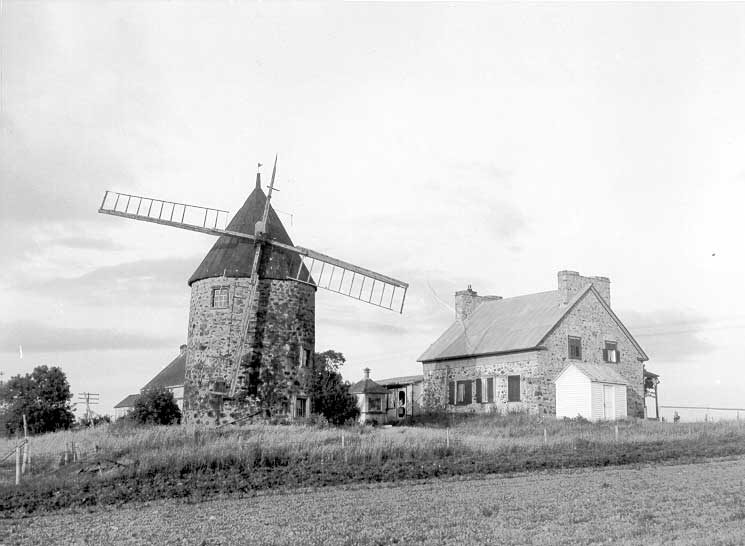 Old windmill at Verchères