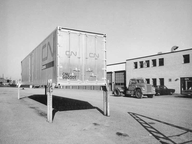 40 foot piggyback containers for use in Newfoundland