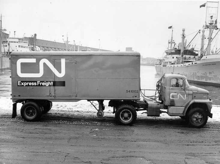 Express freight containers