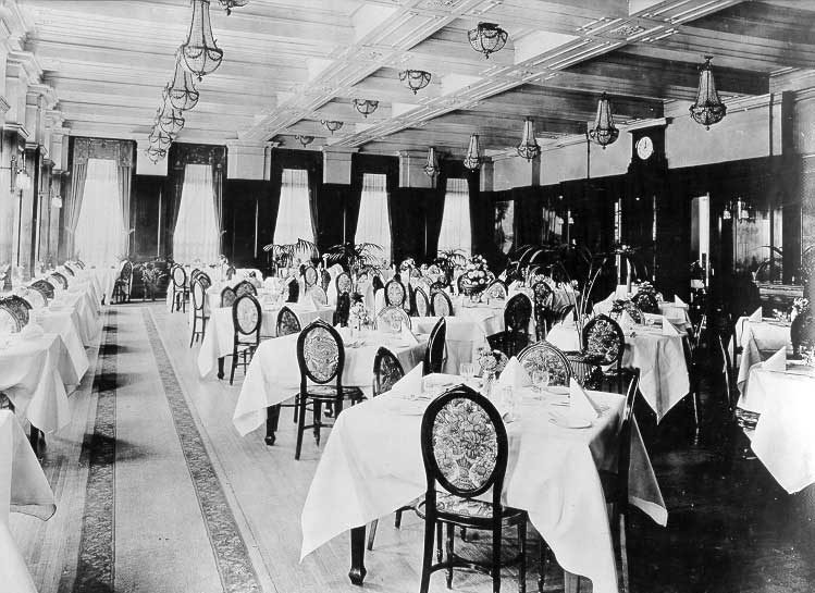 Prince Edward Hotel dining roon