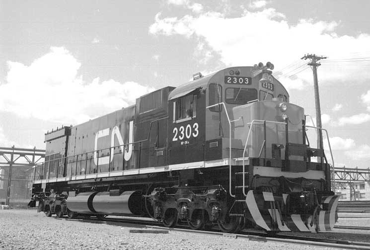 CN diesel-electric locomotive 2303, model M-636, three-quarter view