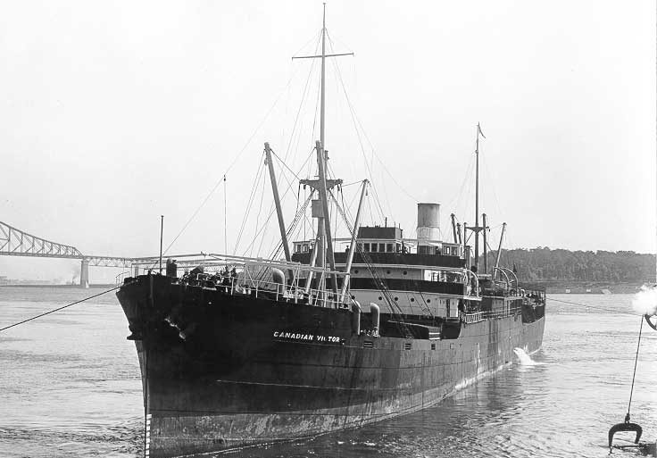 Cargo ship CGMM Canadian Victor