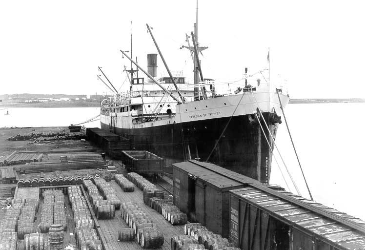 Loading of the cargo ship CNSS Canadian Skirmisher