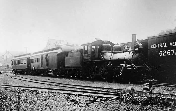 Central Vermont Railway coal burning steam locomotive 33