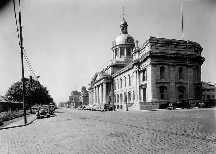 A scenic view of Kingston's historic City Hall