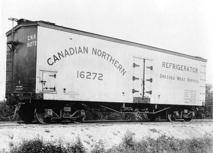Canadian Northern Railway refrigerator car no. 16272, side view