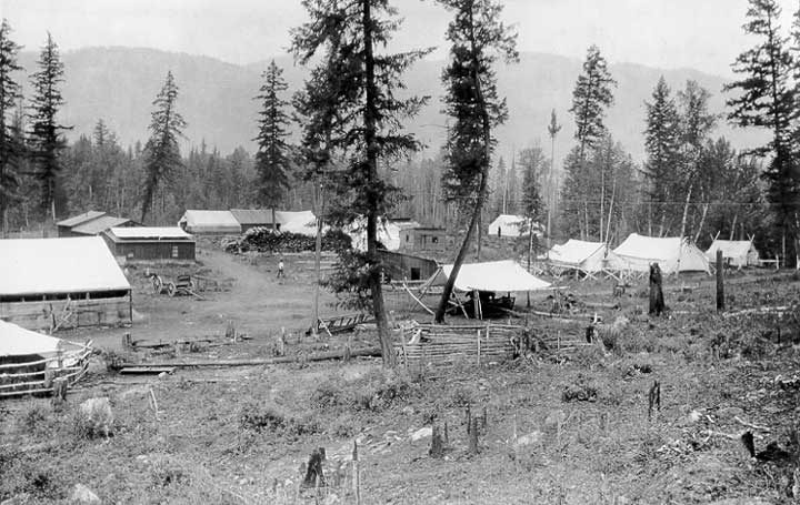 Canadian Northern Railway Company construction camp at Chu Chua