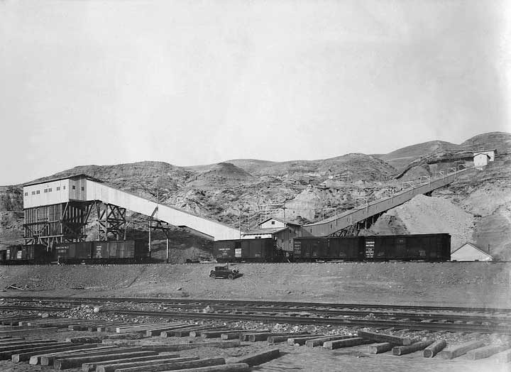 Canadian National Railway coal cars at the Atlas Coal Mine