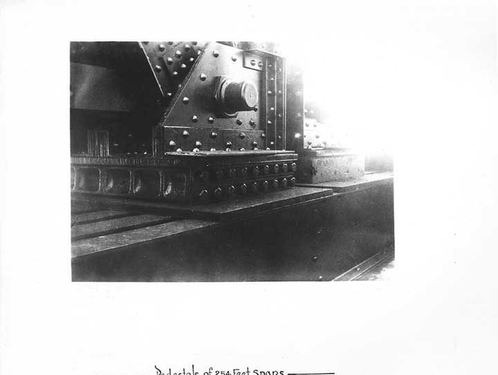 Victoria Bridge reconstruction: pedestals supporting 254-foot spans