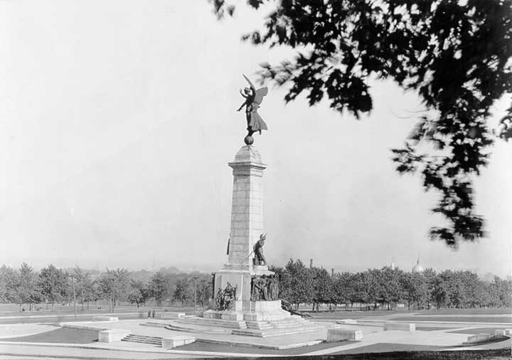 The Georges-Étienne Cartier Monument in Fletcher's Field