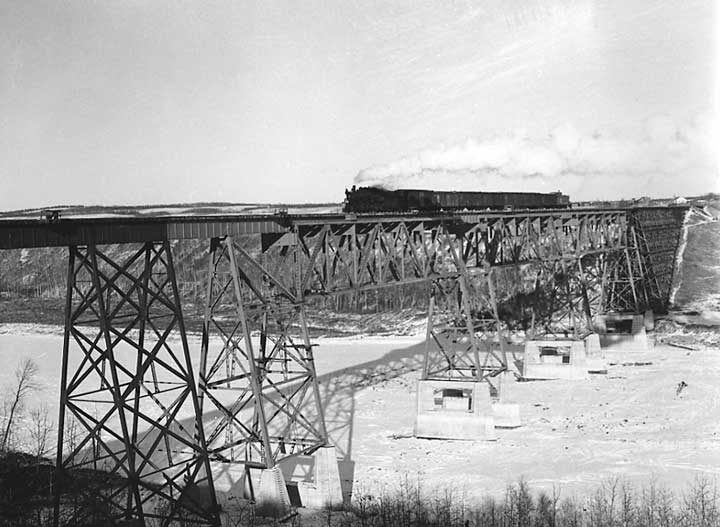 Close-up view of the Ardley Bridge
