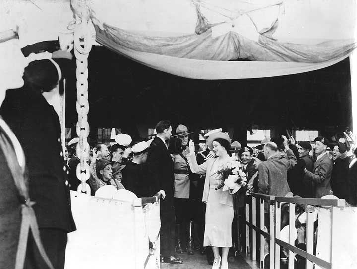 King George VI and Queen Elizabeth prepare to board the Royal Train for their 1939 Royal Tour across Canada