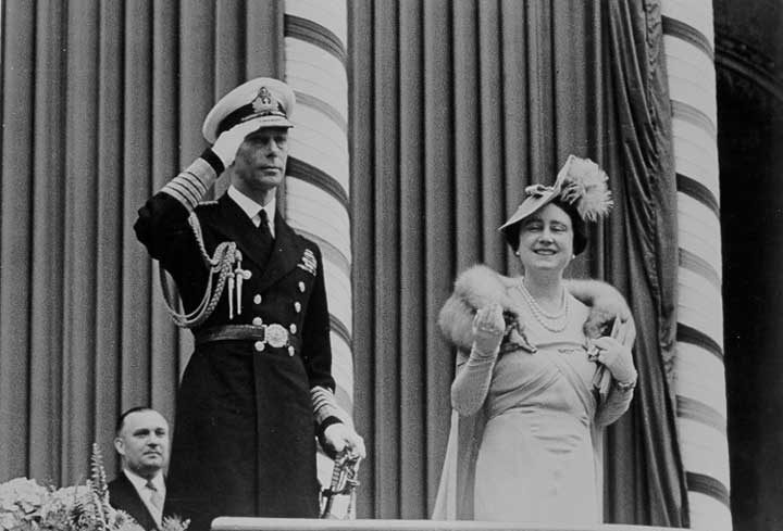 King George VI and Queen Elizabeth acknowledge the crowds at Toronto City Hall during the 1939 Royal Tour of Canada