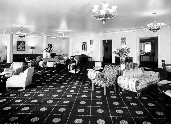 Social suite salon in the Hotel Vancouver