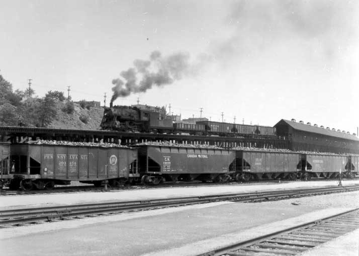 Turcot yards coal chutes and locomotive no. 7508