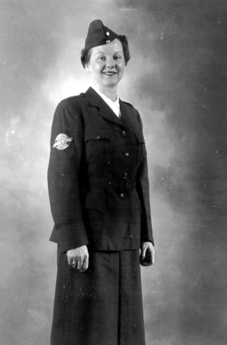 CN telegraph women's uniform