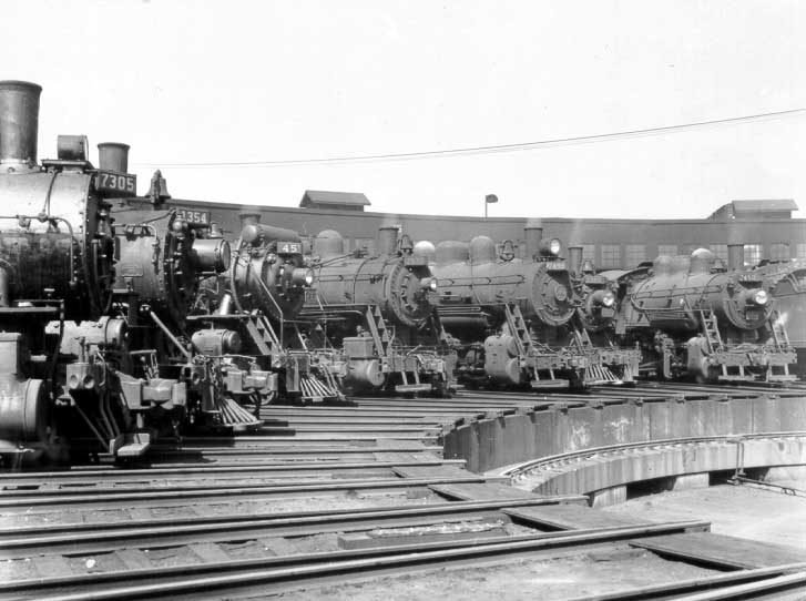 Steam locomotives at the Turcot roundhouse