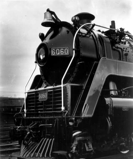Frontal view of steam locomotive no. 6060