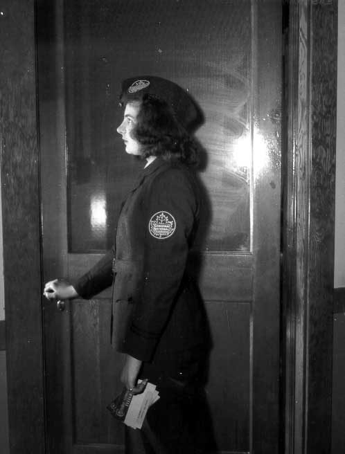 Side view of Messengerette uniform