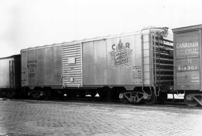 Aluminum box car with CN logo