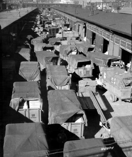 Trucks lined up at the freight sheds at Bonaventure Station