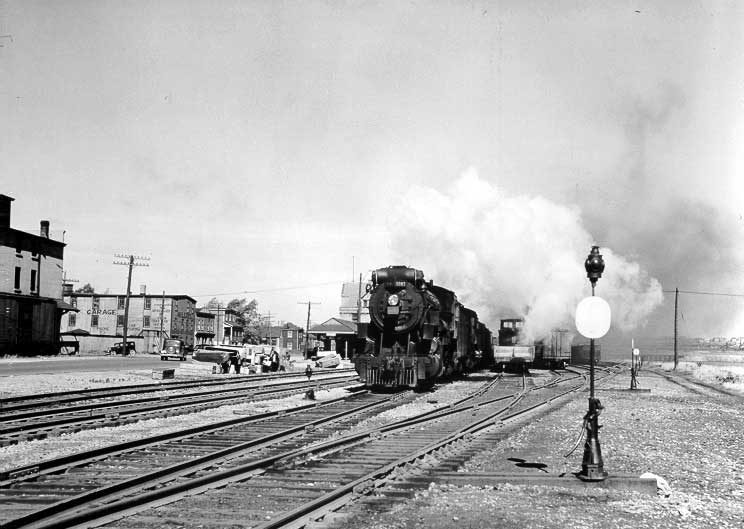 Freight train leaving Sydney yards