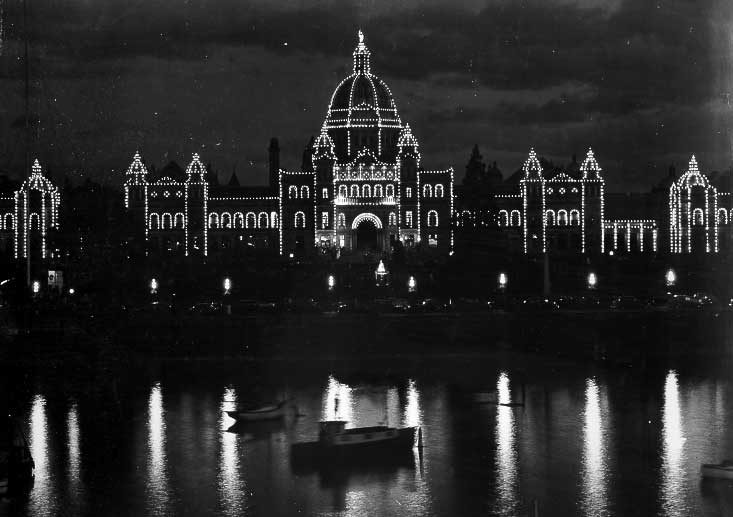Victoria Legislative building decorated in lights