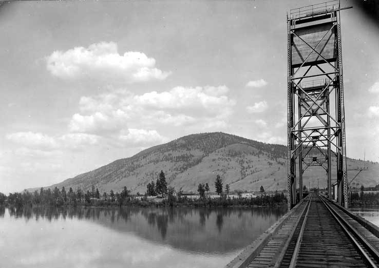Bridge over the North Thompson River