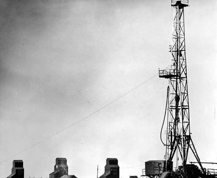 An oil drilling rig, Smiley, Saskatchewan