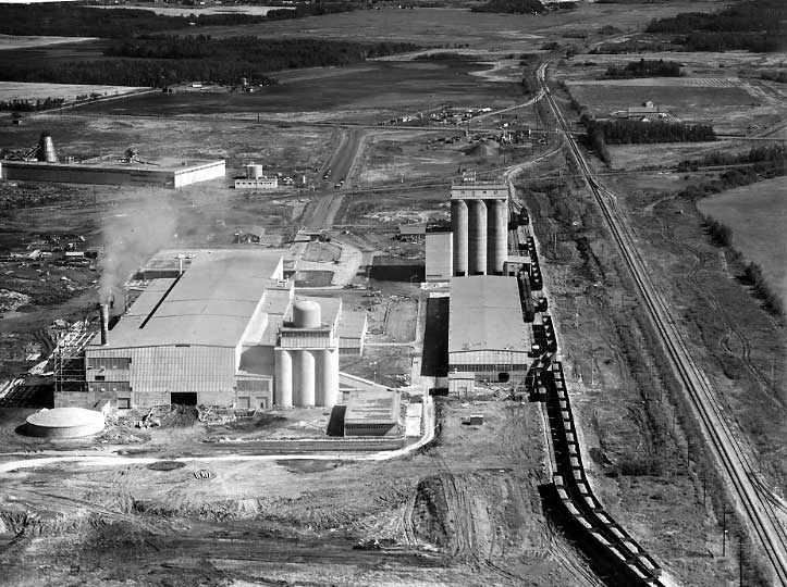 Aerial view of Inland Cement plant