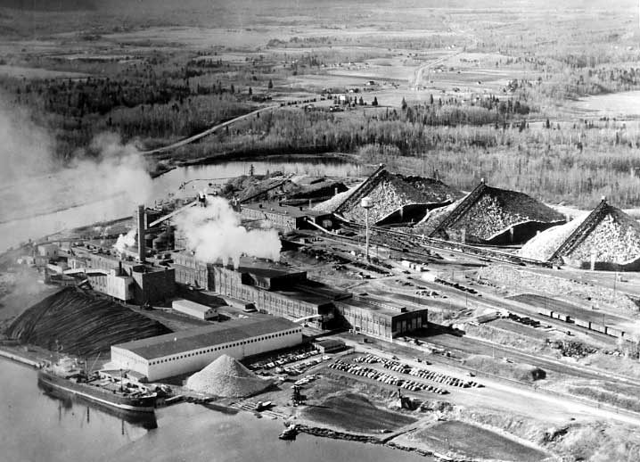 Aerial view of the Great Lakes Pulp and Paper Company