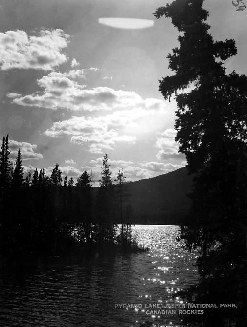 Pyramid Lake located in Jasper National Park