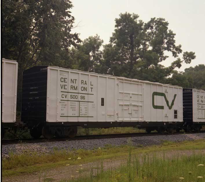 Central Vermont Railway 100 ton box car 50096, in new, white paint design