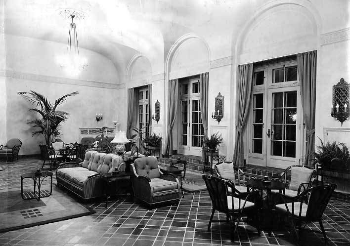 Ladies morning room in the terrace lounge of the Bessborough Hotel