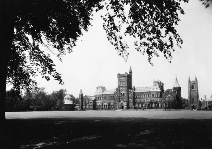 University of Toronto, building