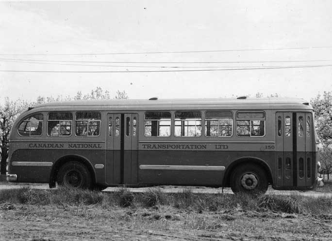 A bus from the Niagara, St. Catherines and Toronto Line