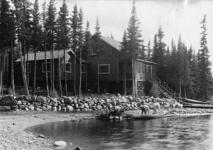 Exterior view of Camp Taschereau