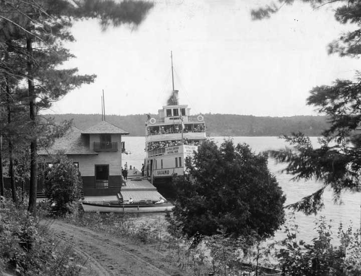 The Sagamo at the Royal Muskoka Wharf, Muskoka Lakes