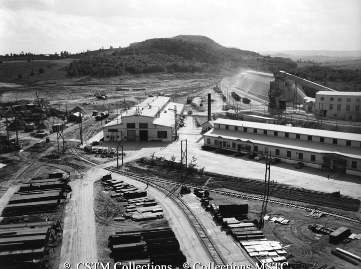 View of crusher plant from top of mine shaft, Asbestos, Que