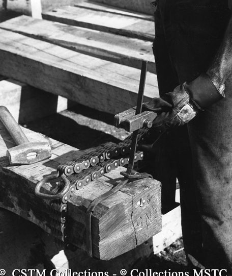 Method to hoop wood cross ties at the Wood Preservation Industries Ltd.